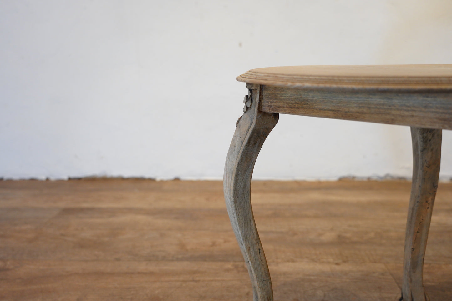 サイドテーブル F315