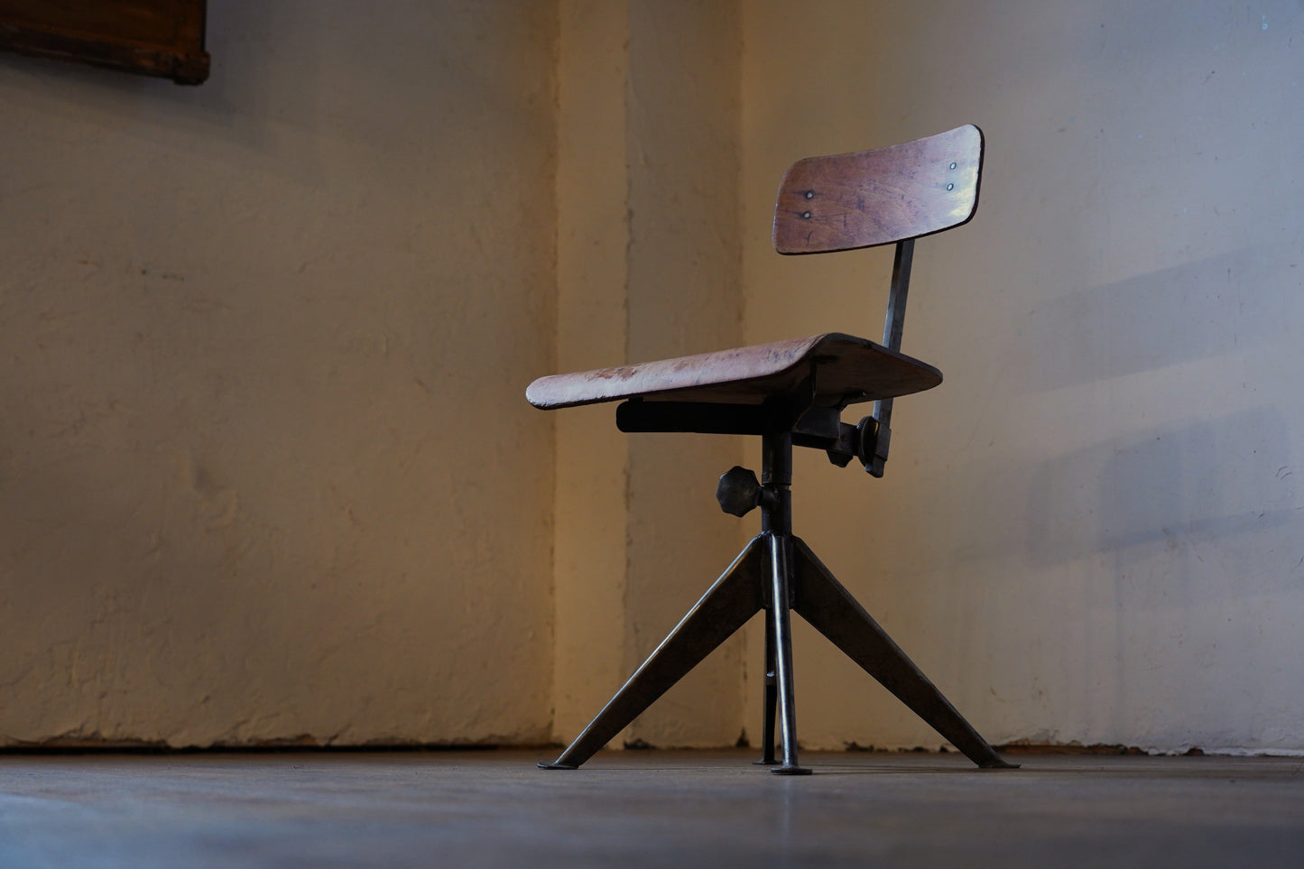 Jean Prouve タスクチェア F333