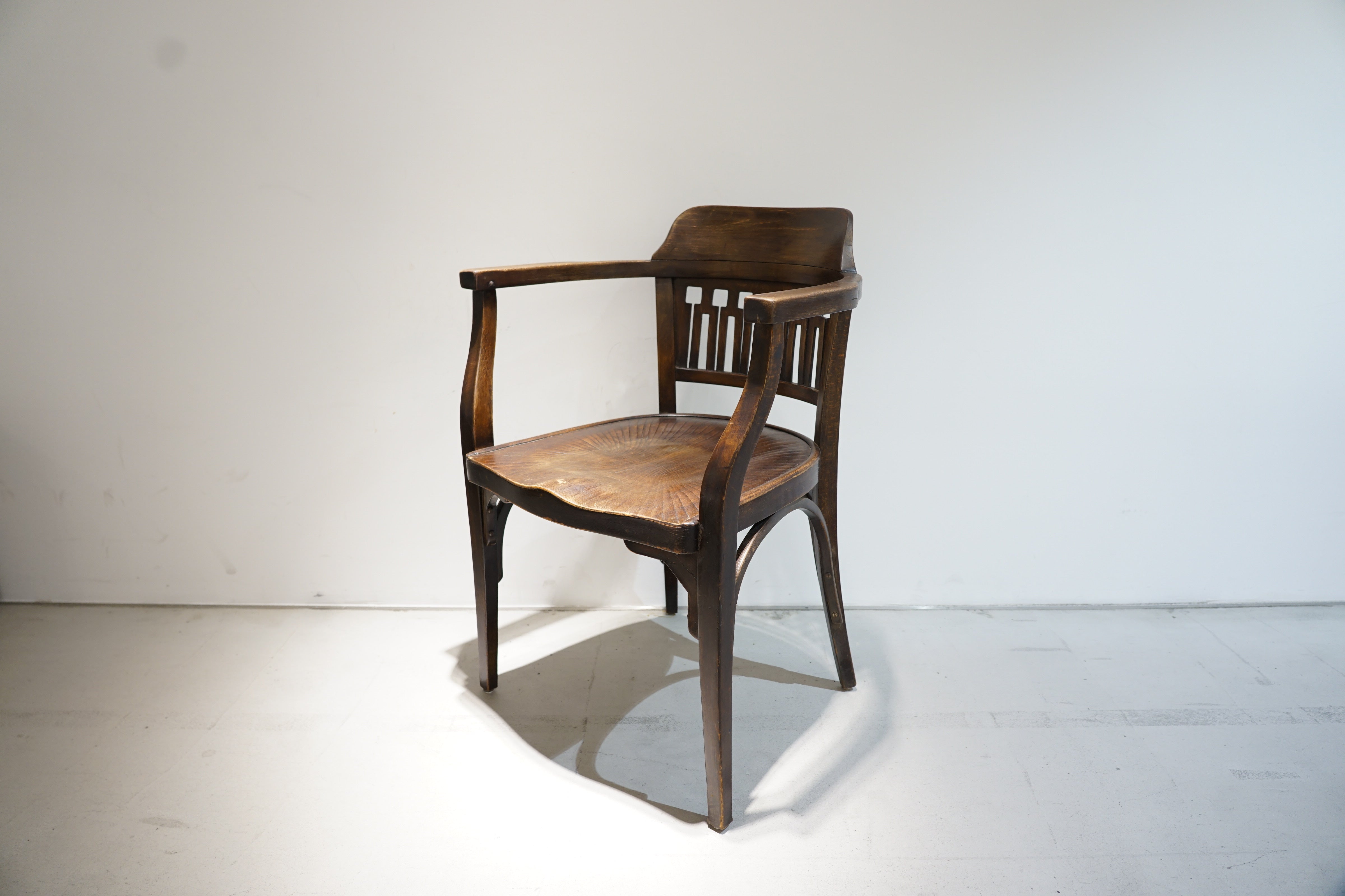 座面までの高さ約45cmフランスアンティーク木製アームチェア/肘掛け椅子ダイニングイス(67-298-1