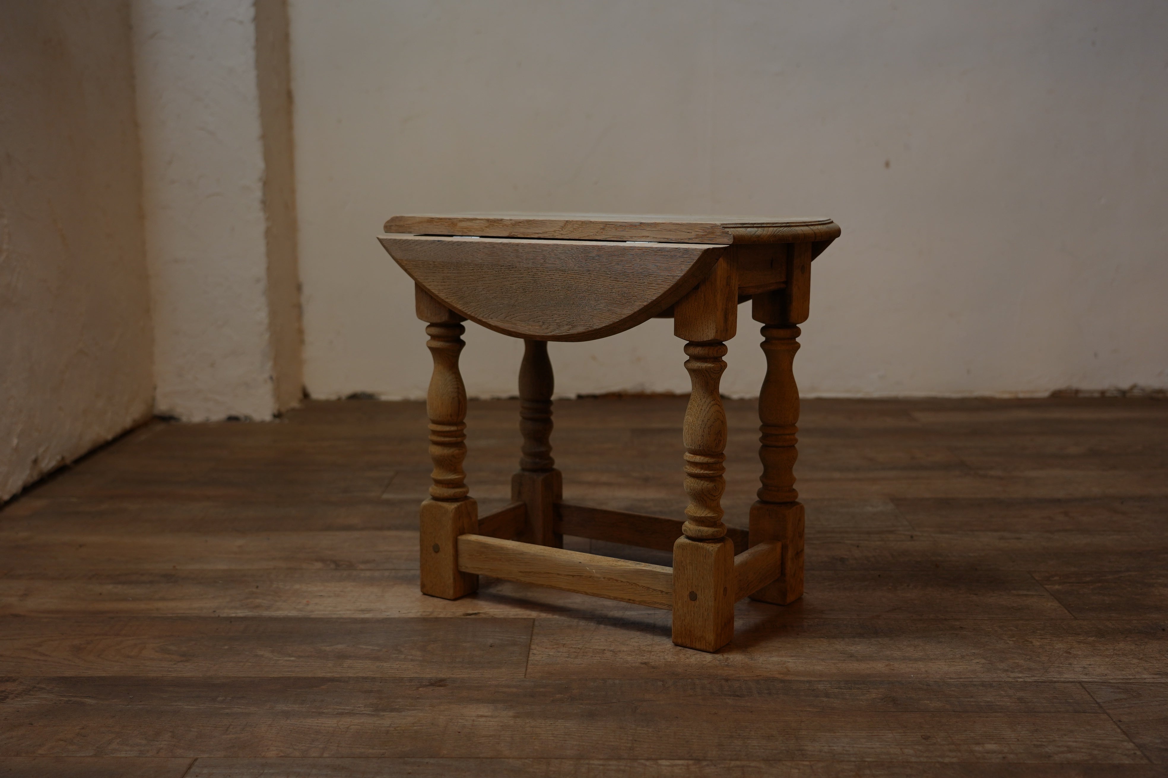 折り畳み オーバルサイドテーブル F182 – 14e Online shop