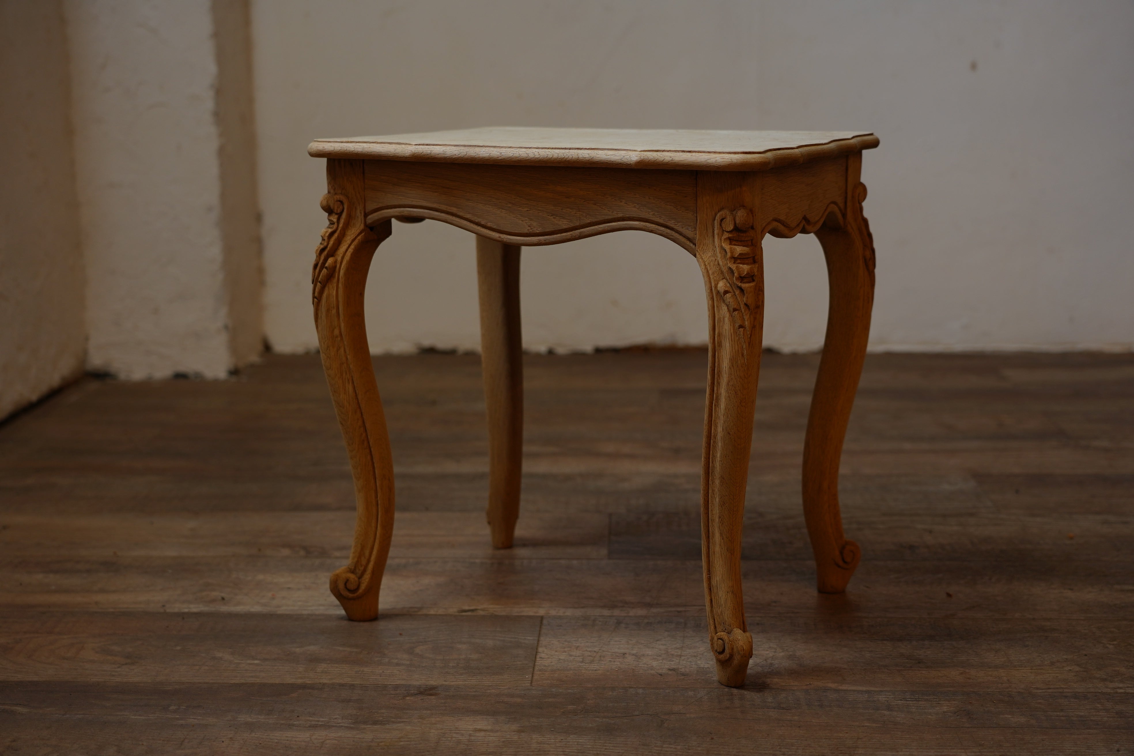 サイドテーブル F185 – 14e Online shop