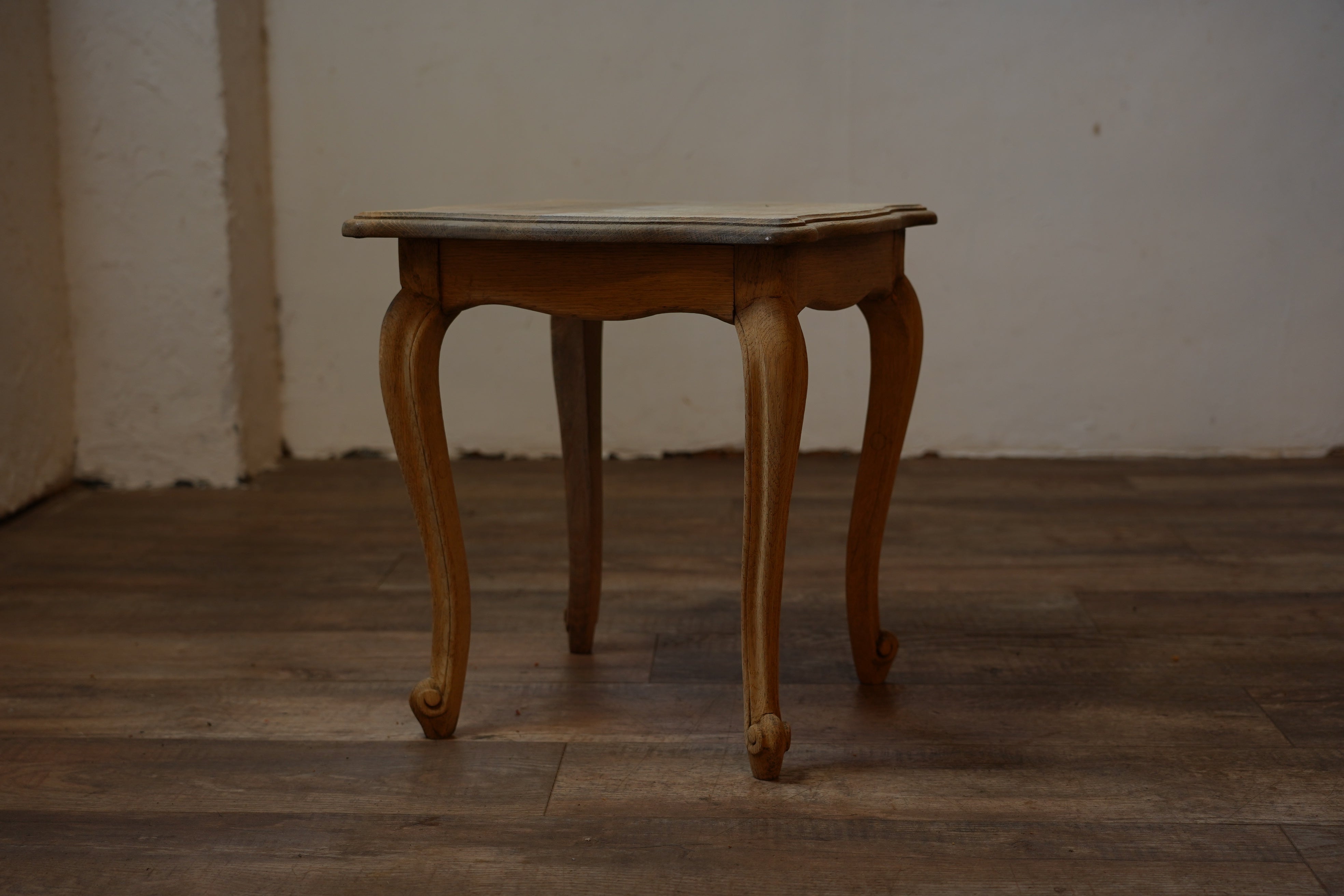 サイドテーブル F184 – 14e Online shop