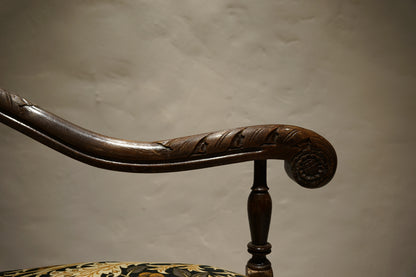 イギリスアンティーク  アームチェア ジャコビアン様式　William Morris　C104