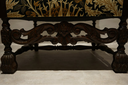 イギリスアンティーク  アームチェア ジャコビアン様式　William Morris　C104