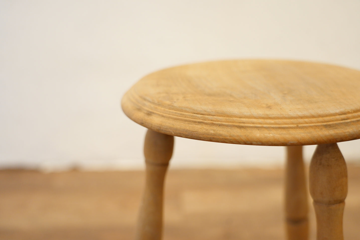 サイドテーブル　F317