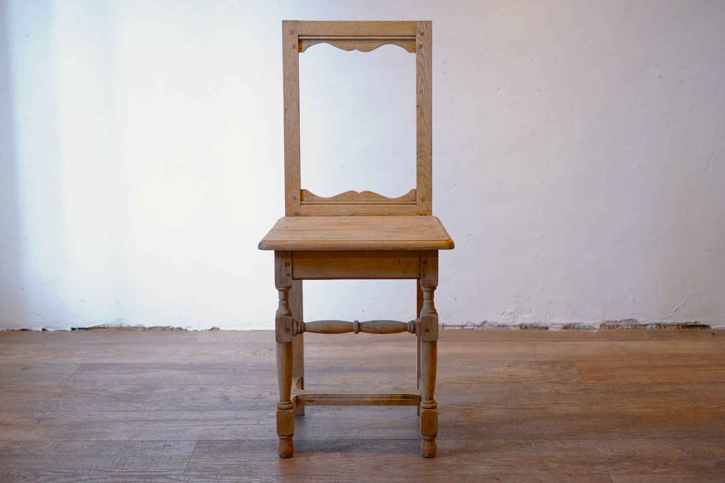 ロレーヌチェア　F244