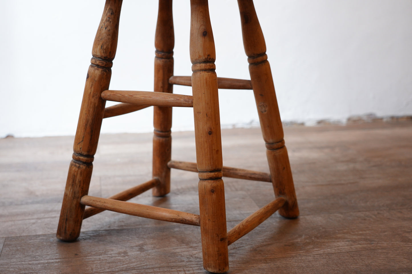 スクエアスツール　F254