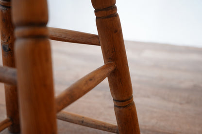 スクエアスツール　F254