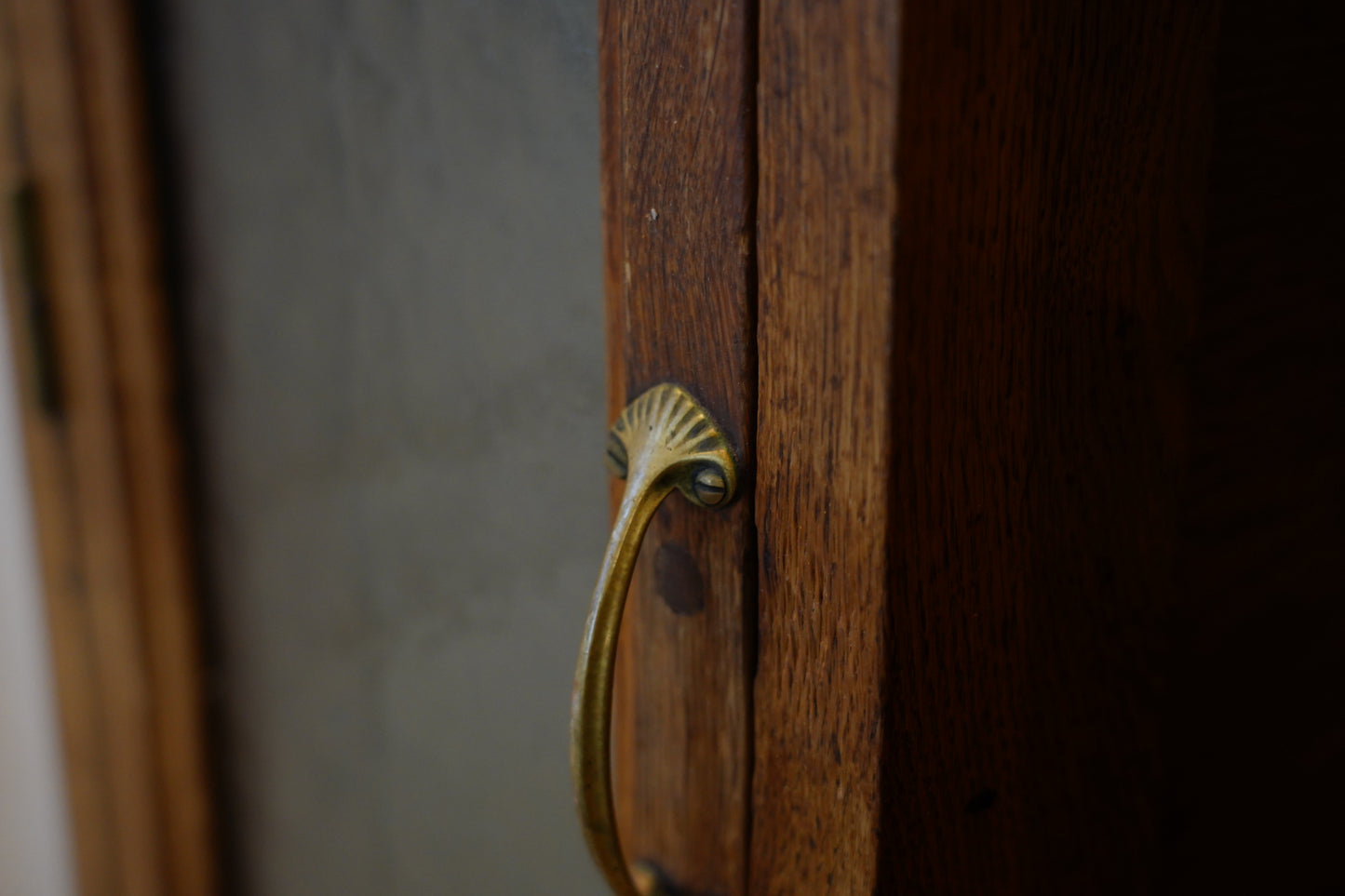 キッチンキャビネット　F338