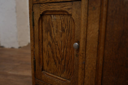 キッチンキャビネット　F338