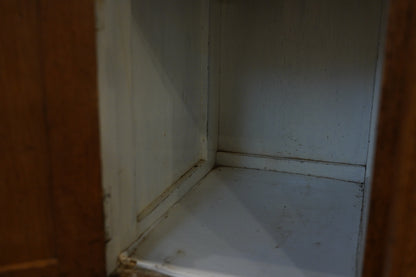 キッチンキャビネット　F338