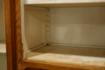 キッチンキャビネット　F338