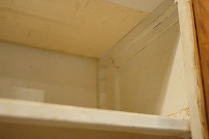 キッチンキャビネット　F338