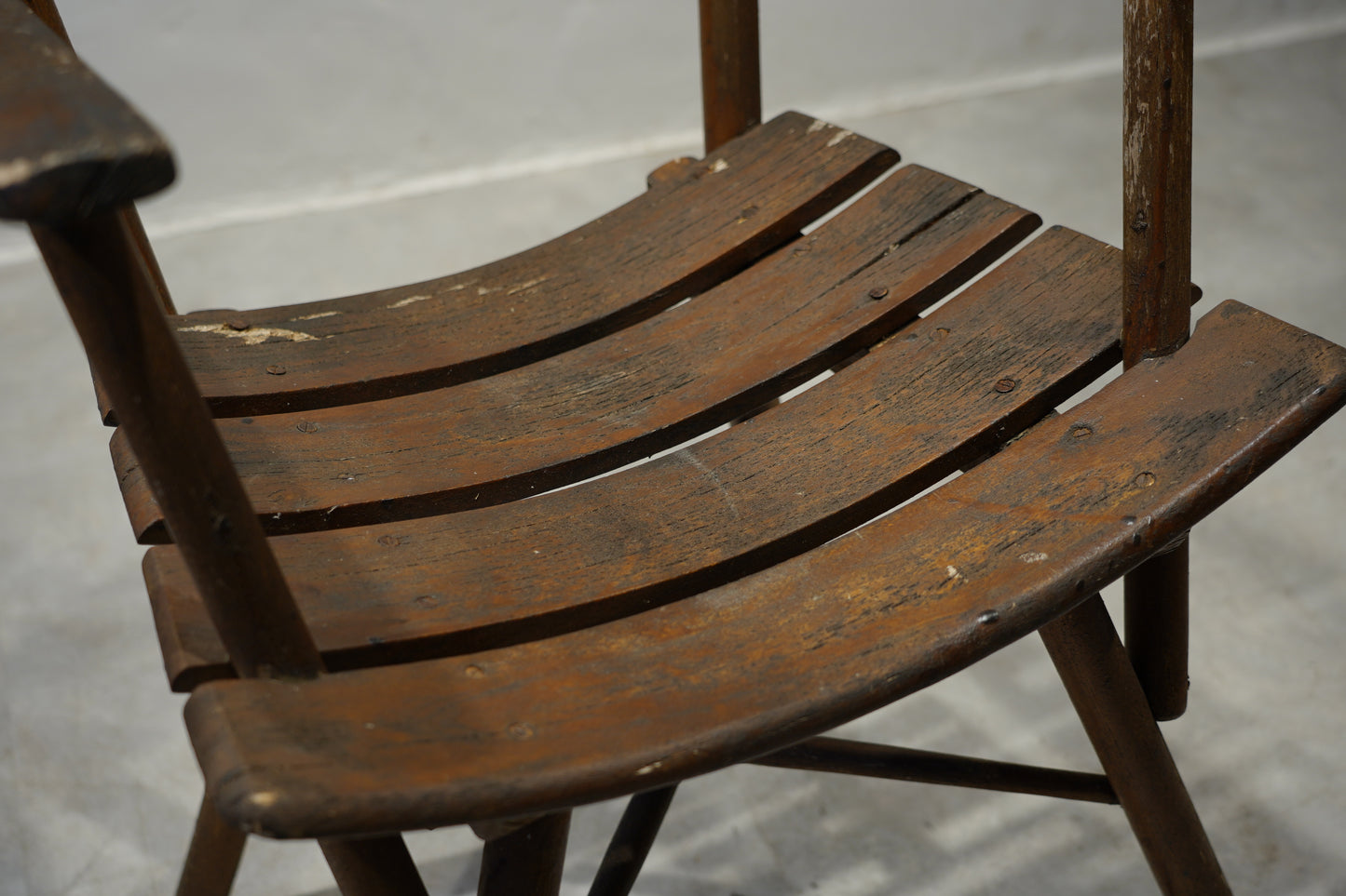 アームチェア　C303