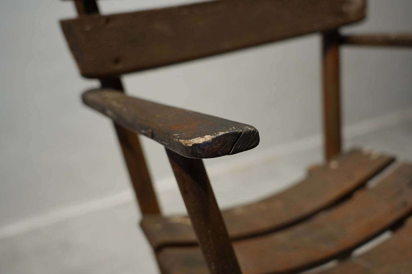 アームチェア　C303