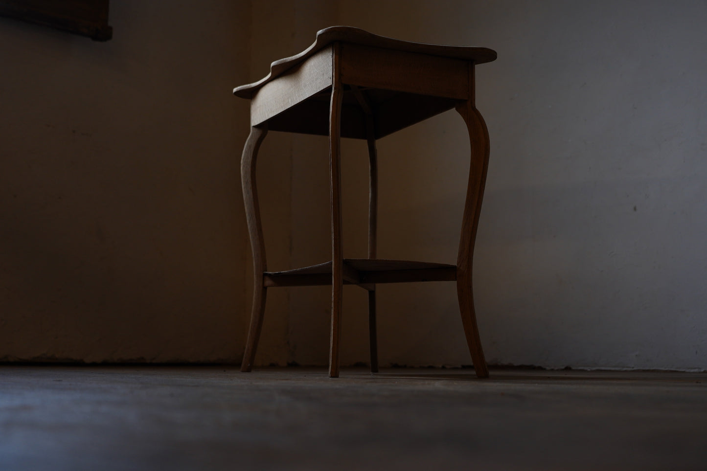 サイドテーブル　F350