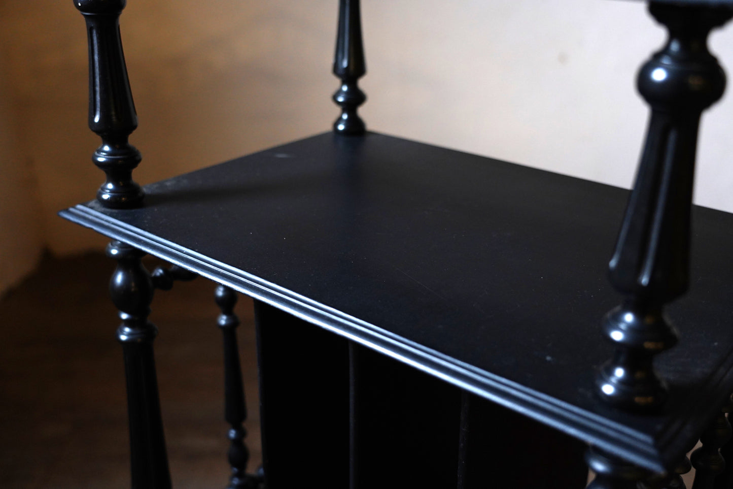 ミュージックシェルフ　F351