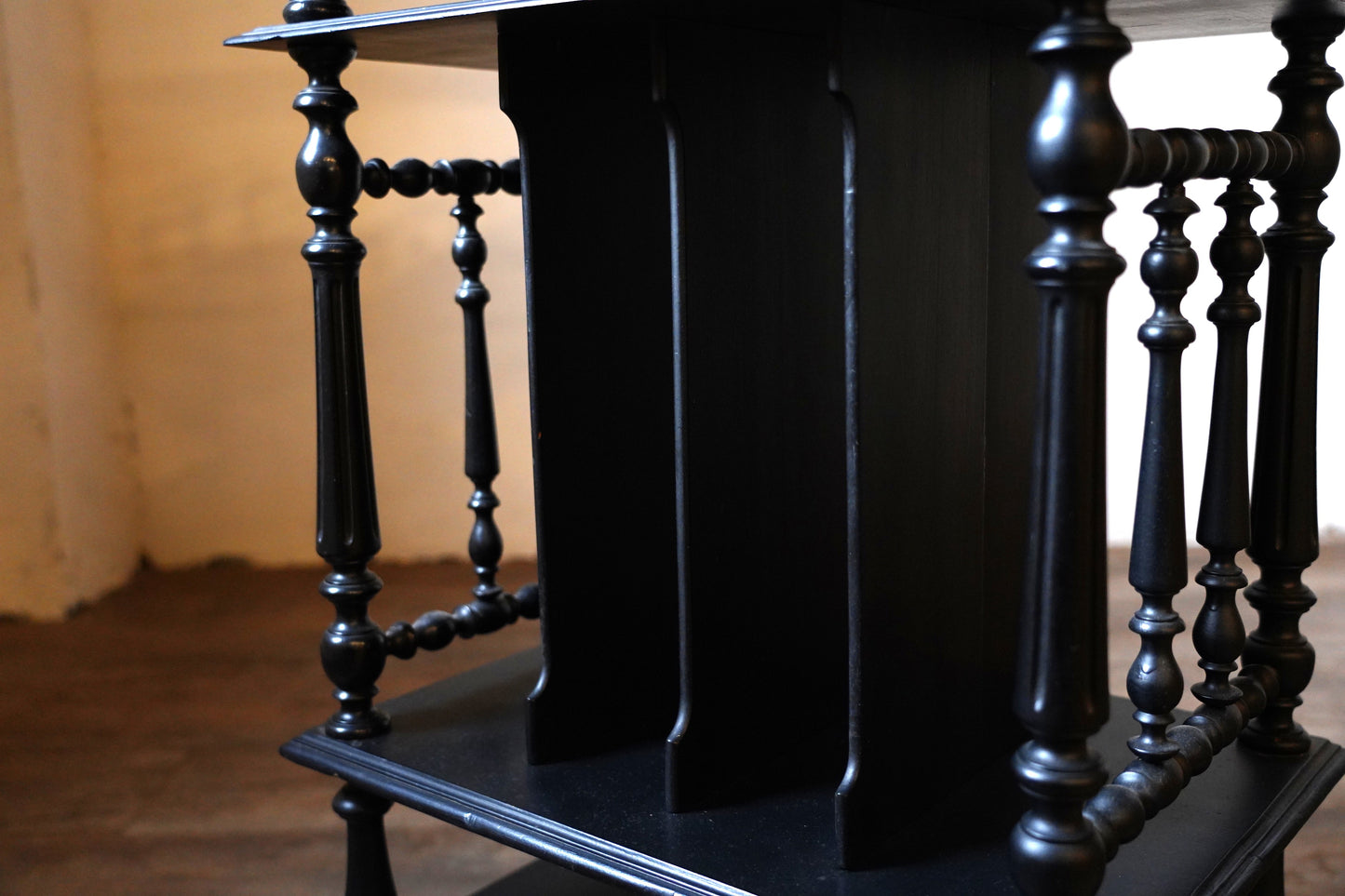 ミュージックシェルフ　F351