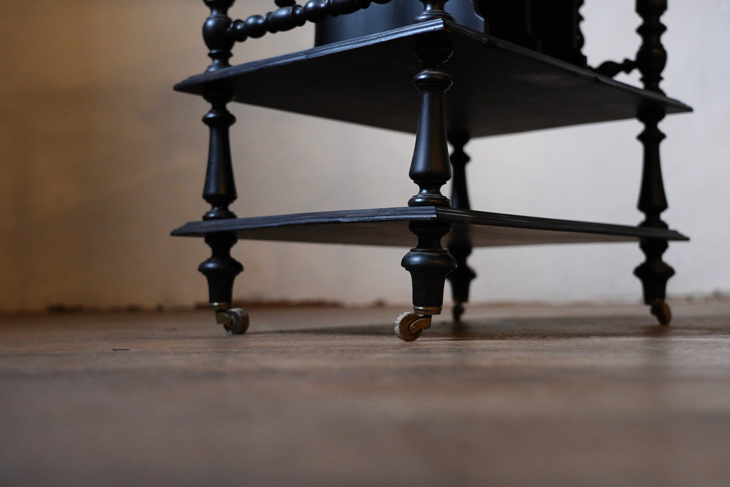 ミュージックシェルフ　F351