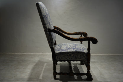 イギリスアンティーク  アームチェア ジャコビアン様式　C133