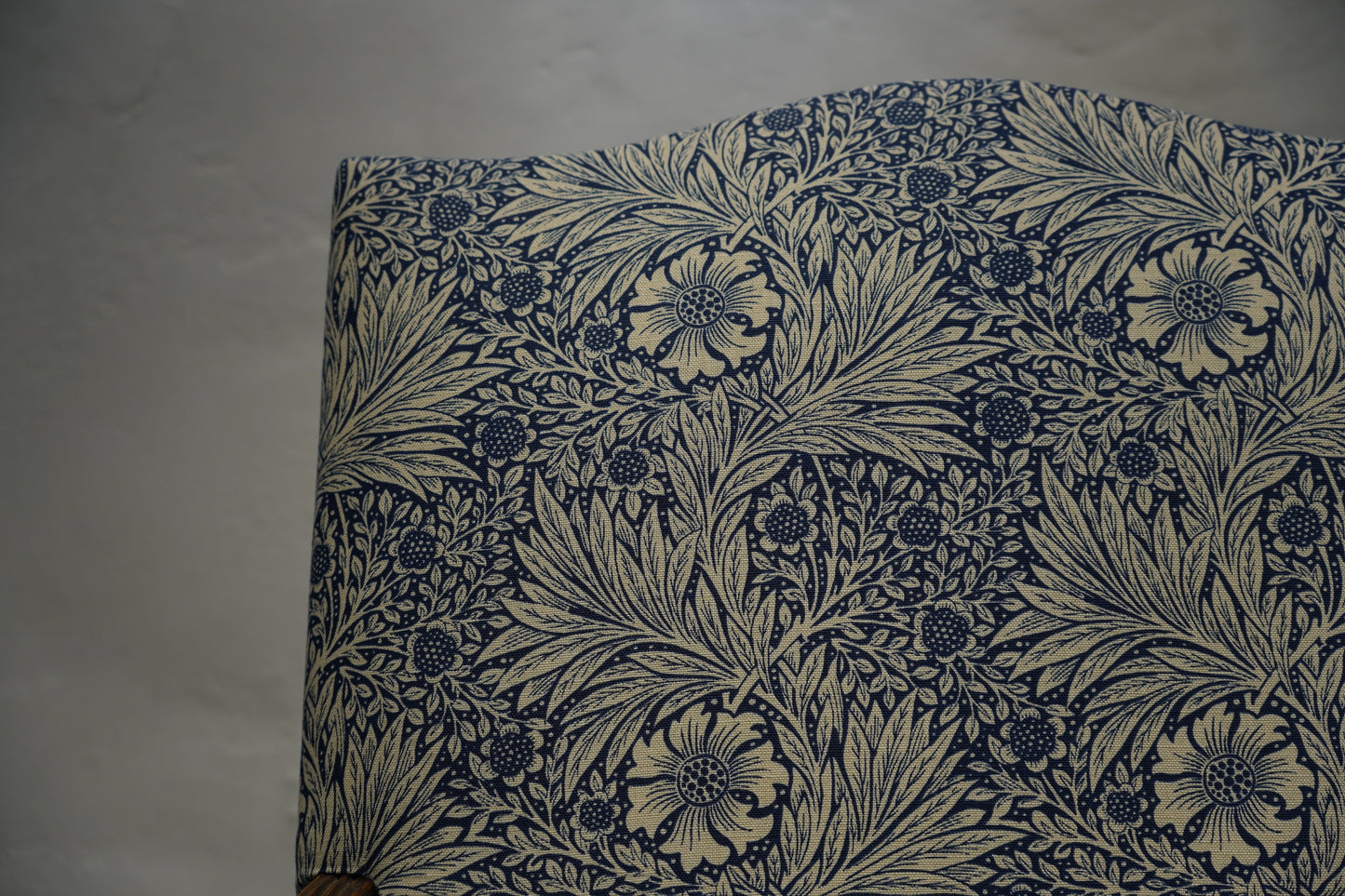 イギリスアンティーク  アームチェア ジャコビアン様式　C133