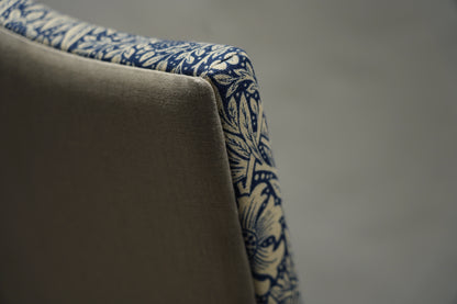 イギリスアンティーク  アームチェア ジャコビアン様式　C133