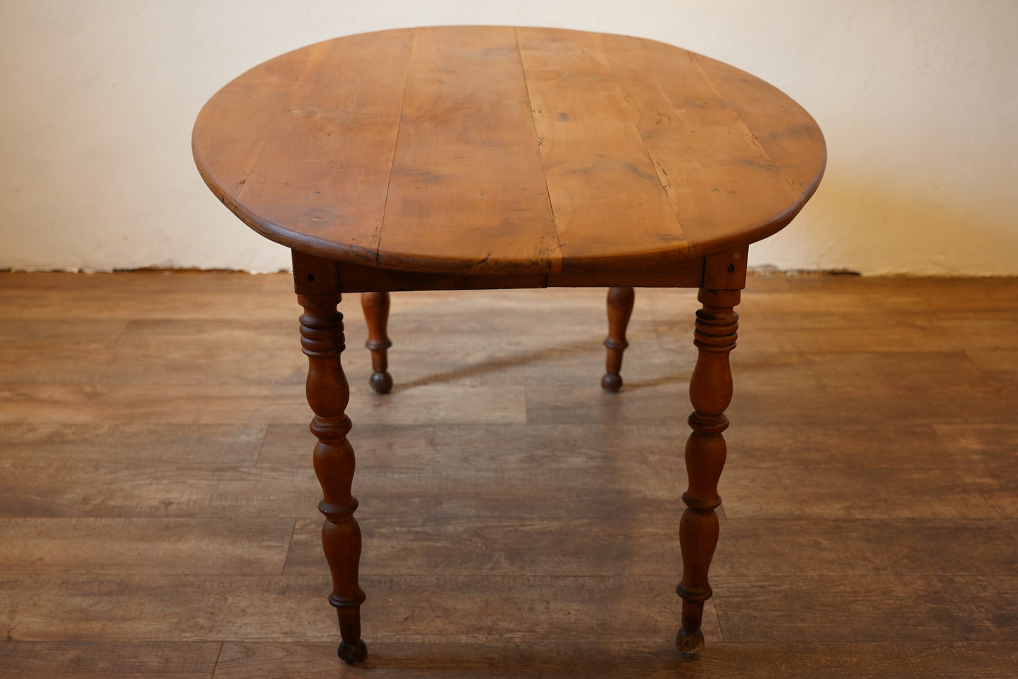 オーバルダイニングテーブル　F367