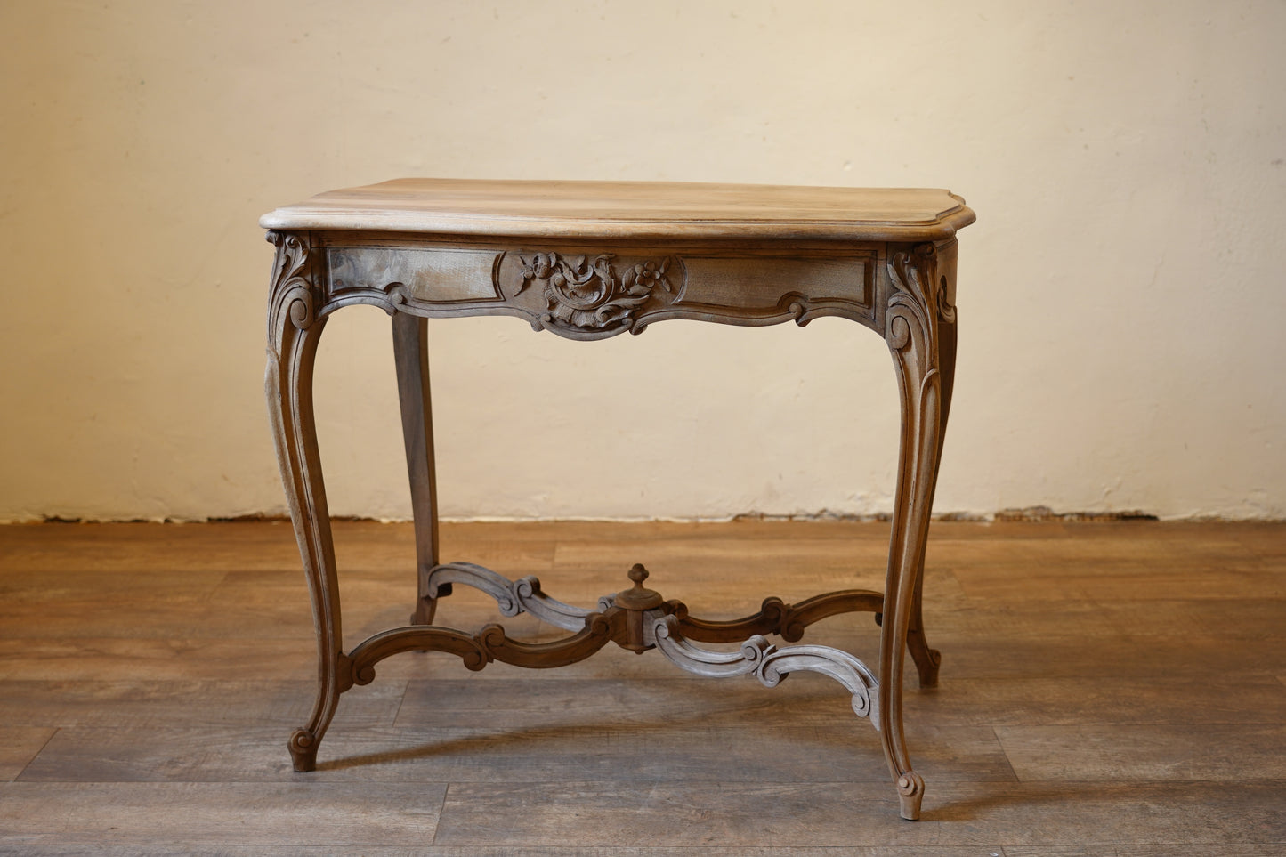 ルイ１５世様式テーブル　F369