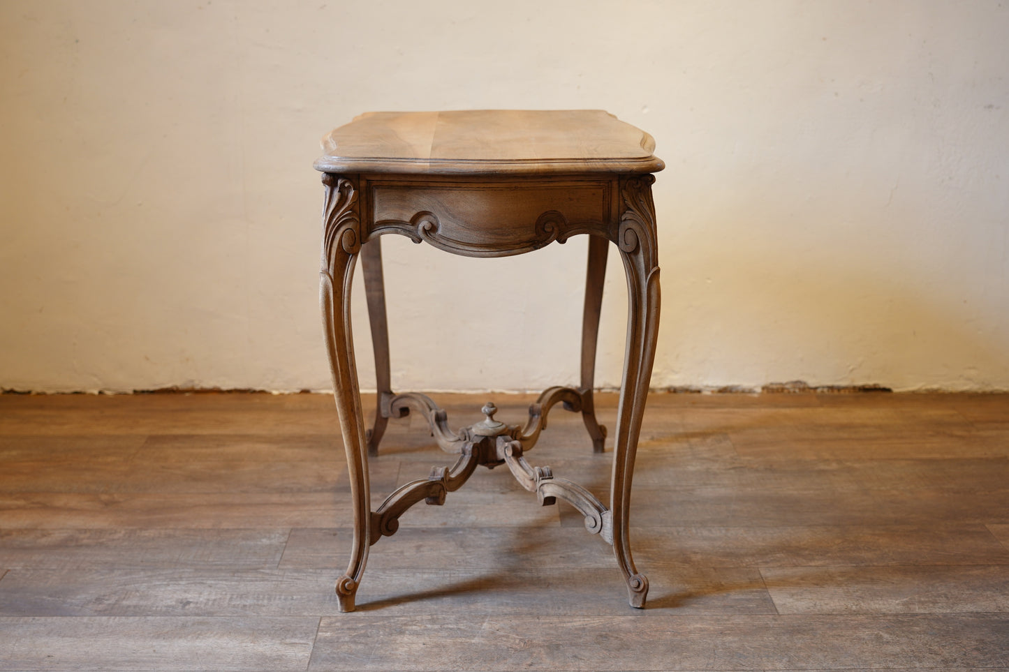 ルイ１５世様式テーブル　F369