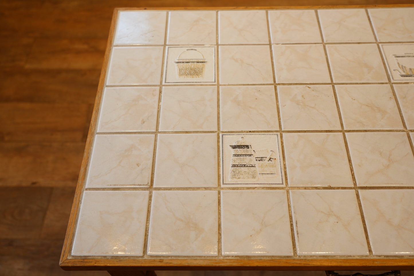 タイルトップテーブル　F372