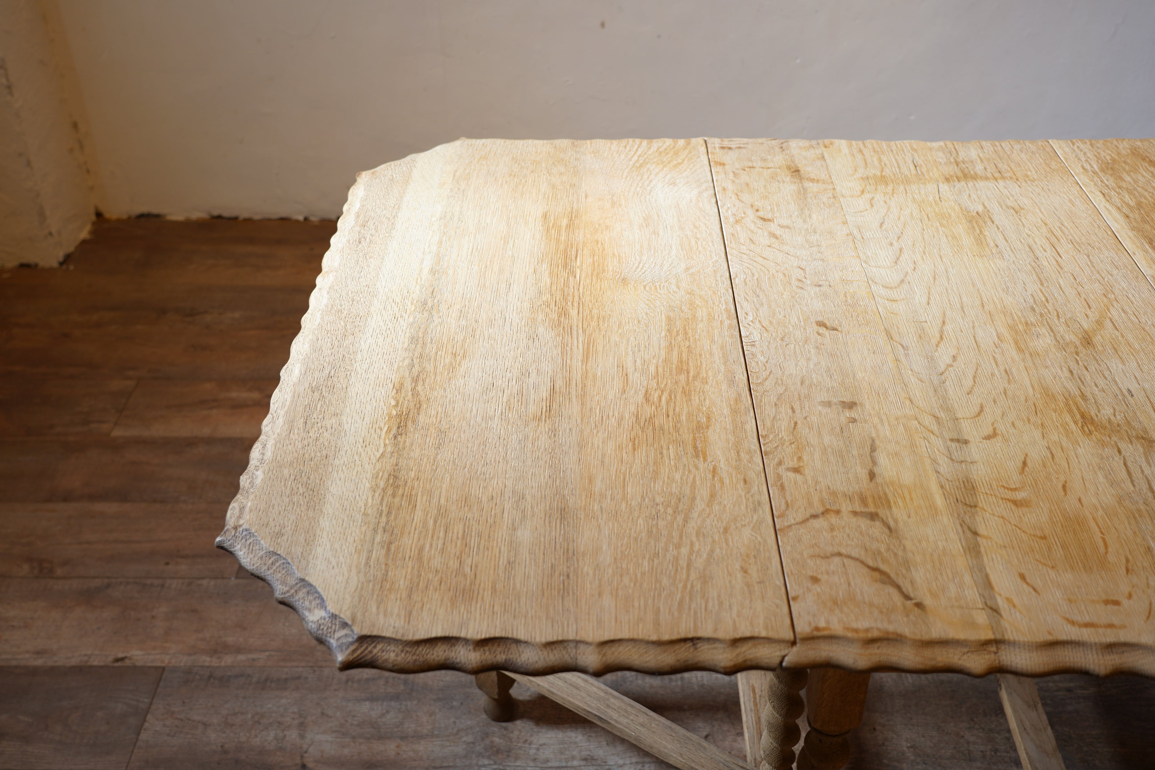 ゲートレッグダイニングテーブル F374 – 14e Online shop