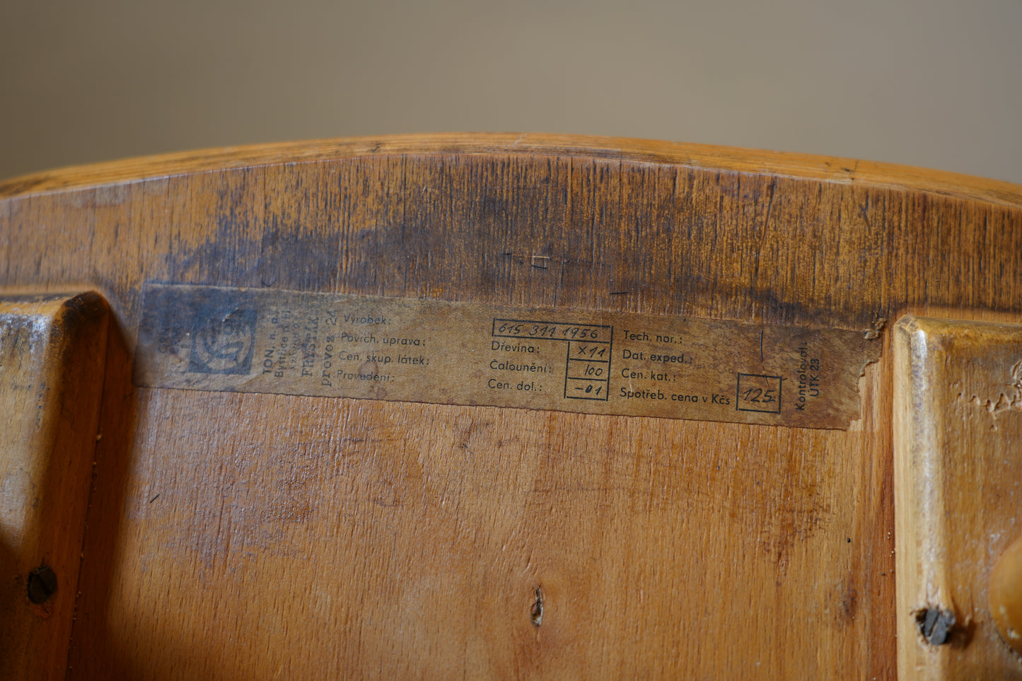 スポークバックチェア　F377