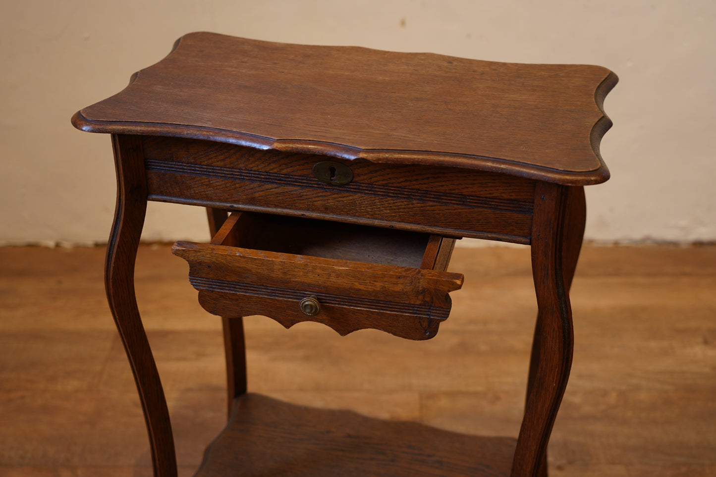 鏡付きサイドテーブル　F379