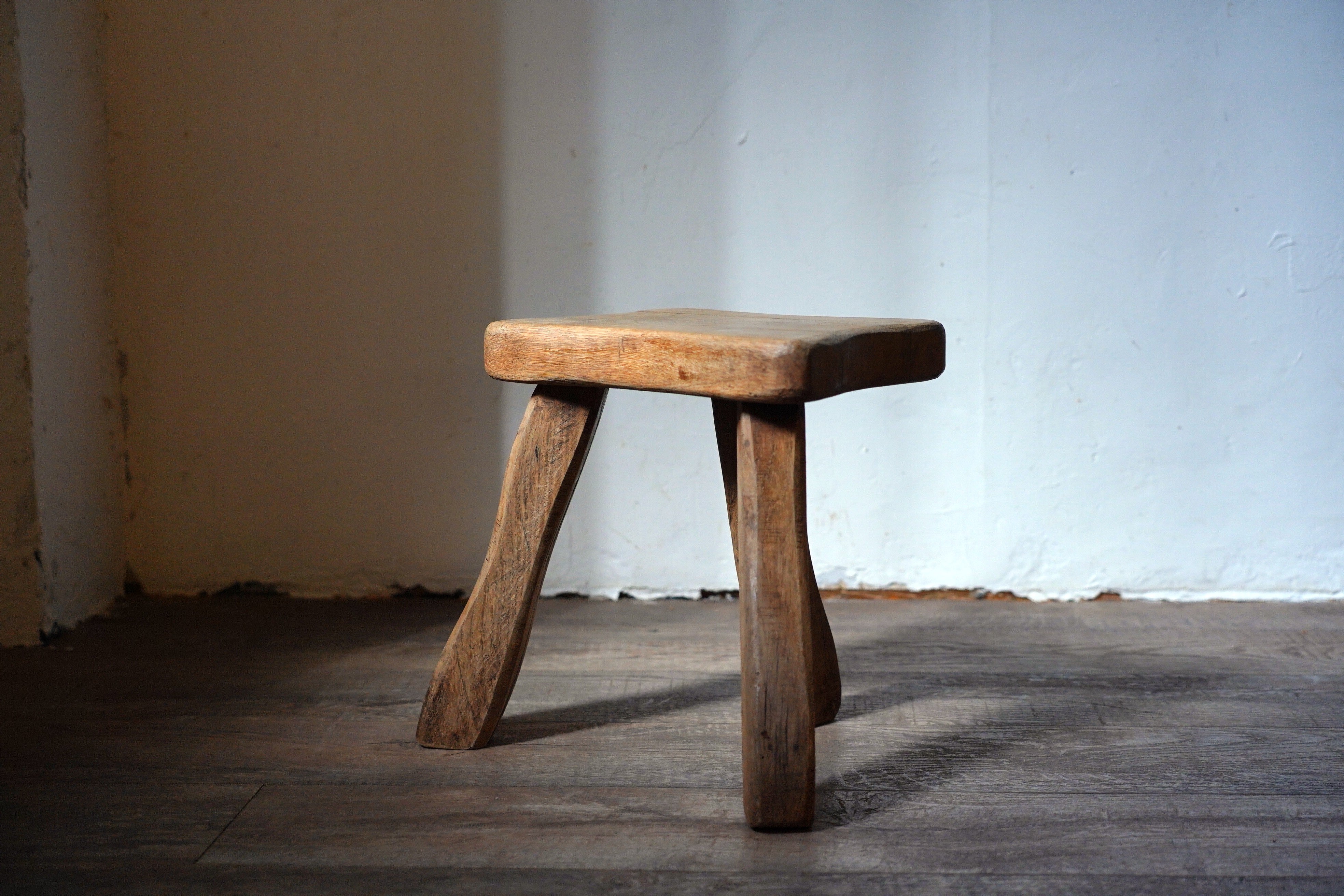 スツール F386 – 14e Online shop