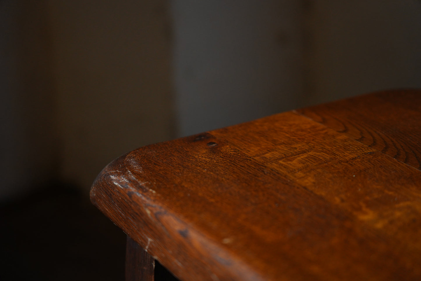 サイドテーブル　F389