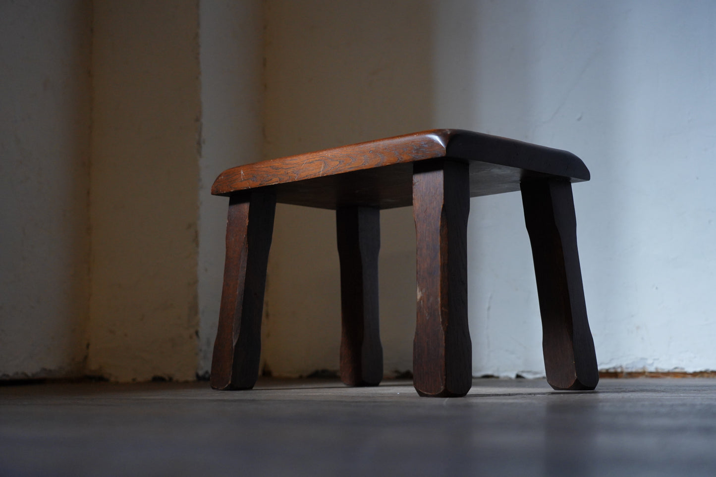 サイドテーブル　F389