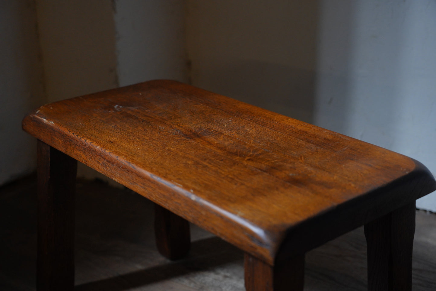 サイドテーブル　F390