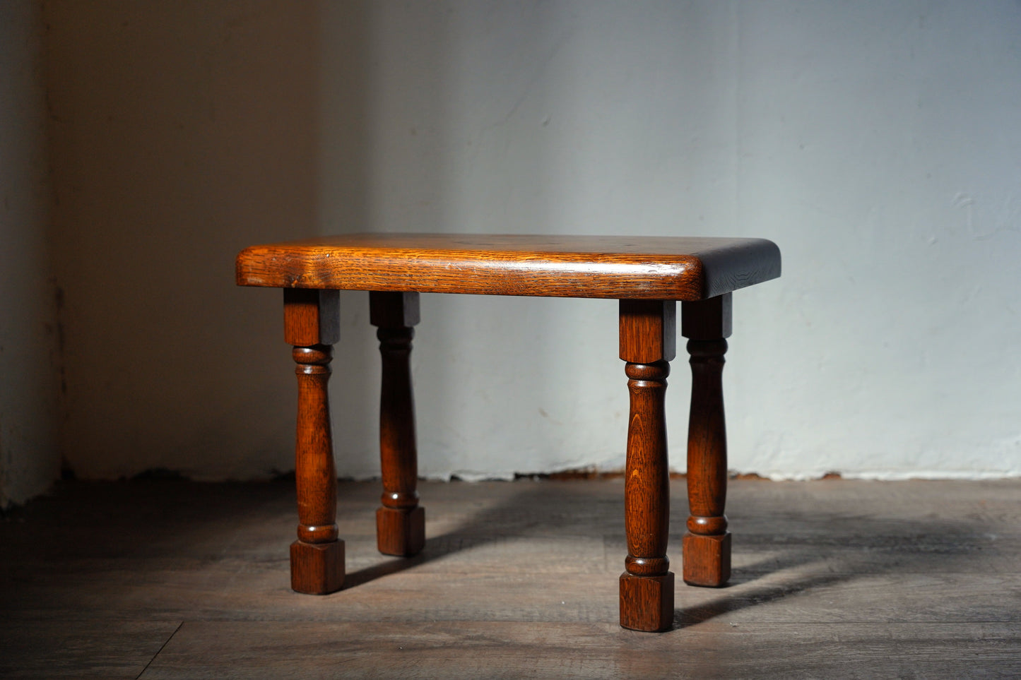 サイドテーブル　F393