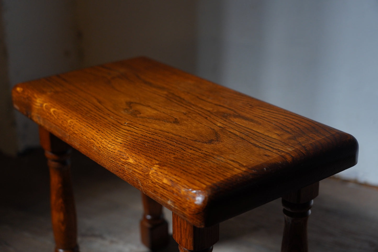 サイドテーブル　F393