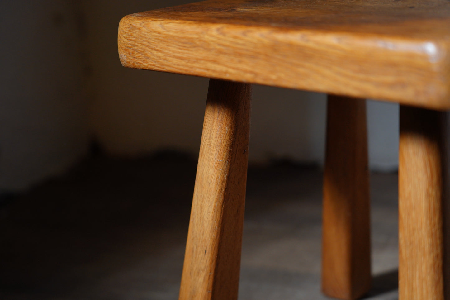 サイドテーブル　F394