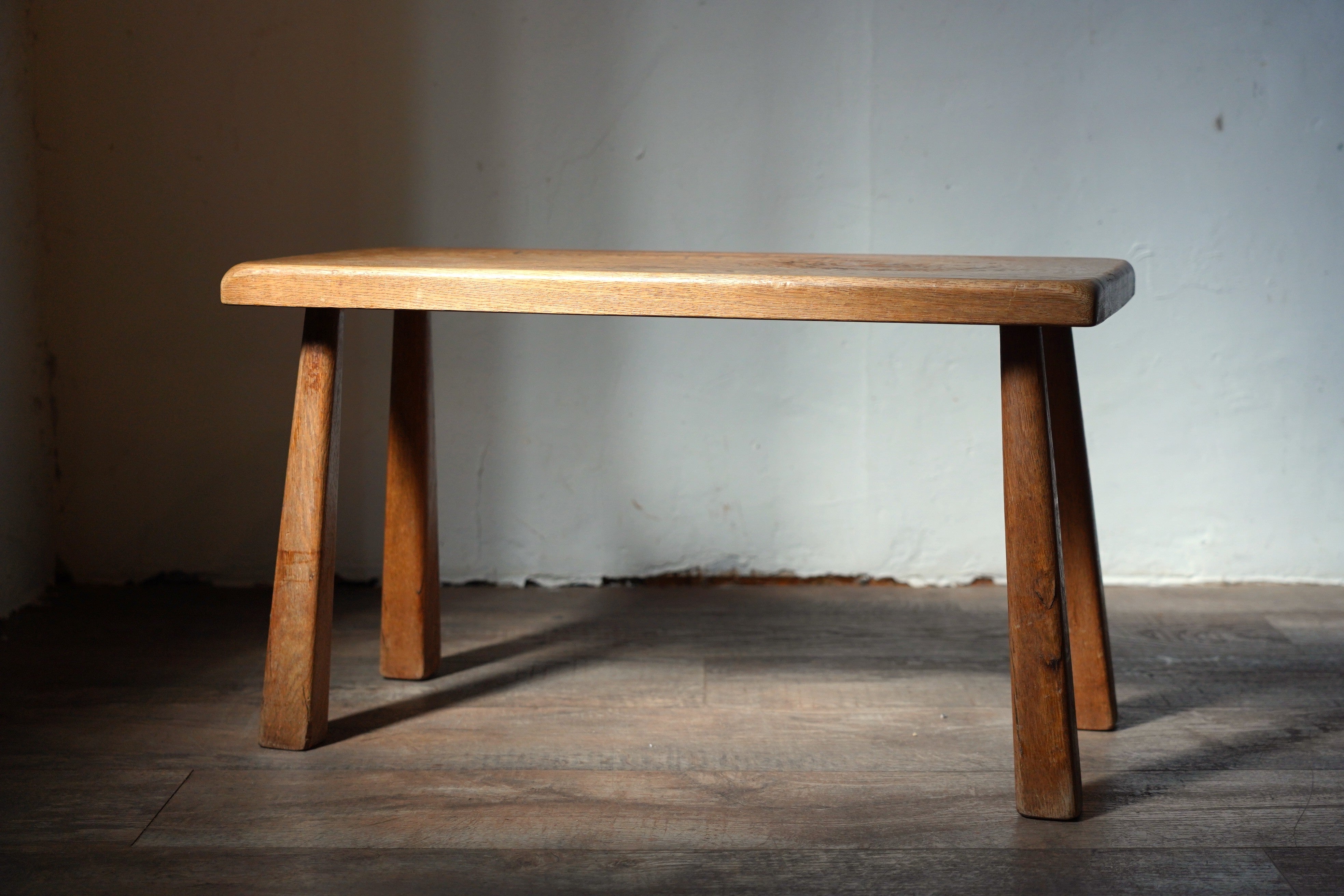 年末年始saleヴィンテージ　ネストテーブル　フランス　サイドテーブル　花台 Side Table / サイドテーブル – RECTOHALL