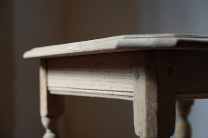 サイドテーブル　F397