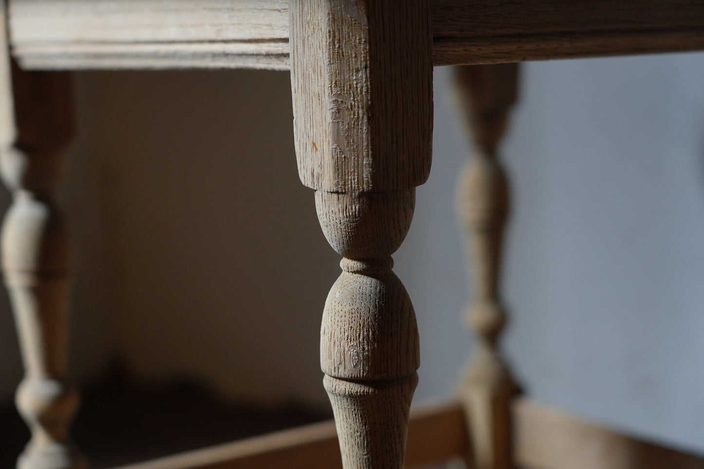 サイドテーブル　F397