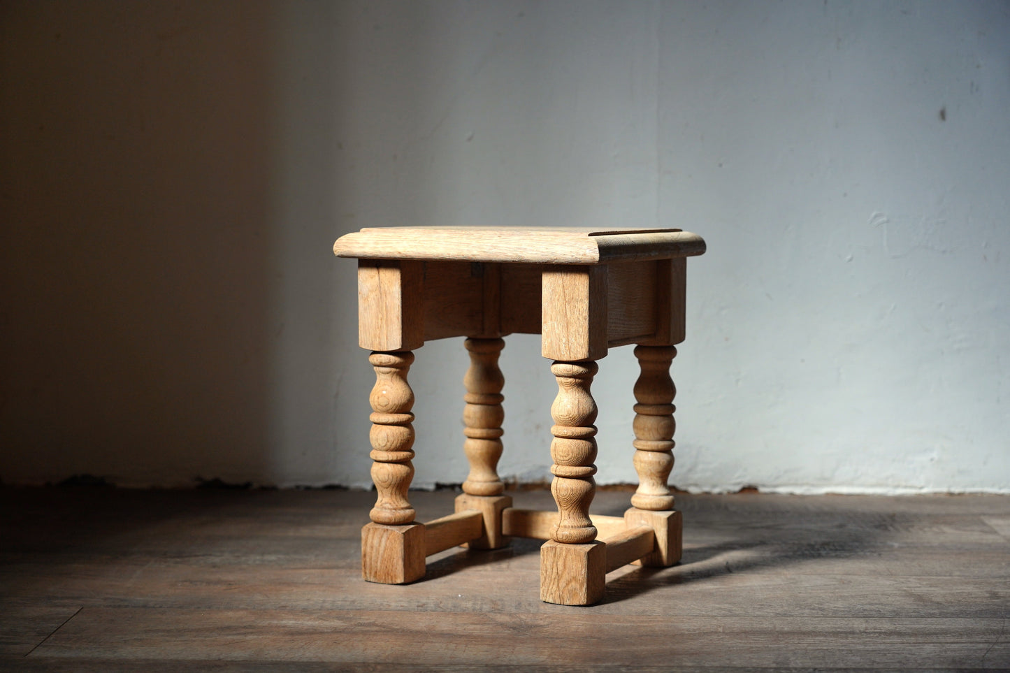 サイドテーブル　F398