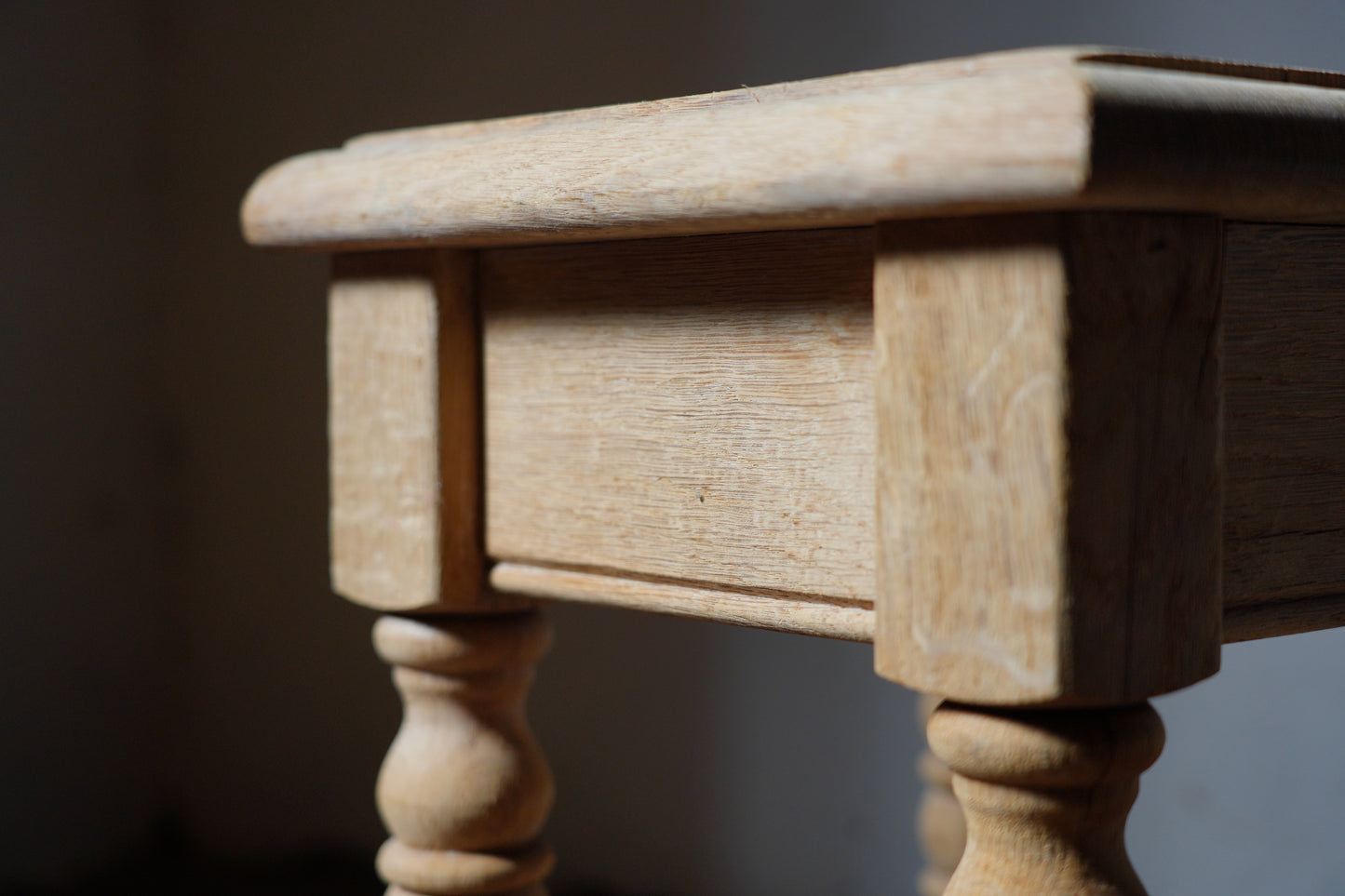 サイドテーブル　F398