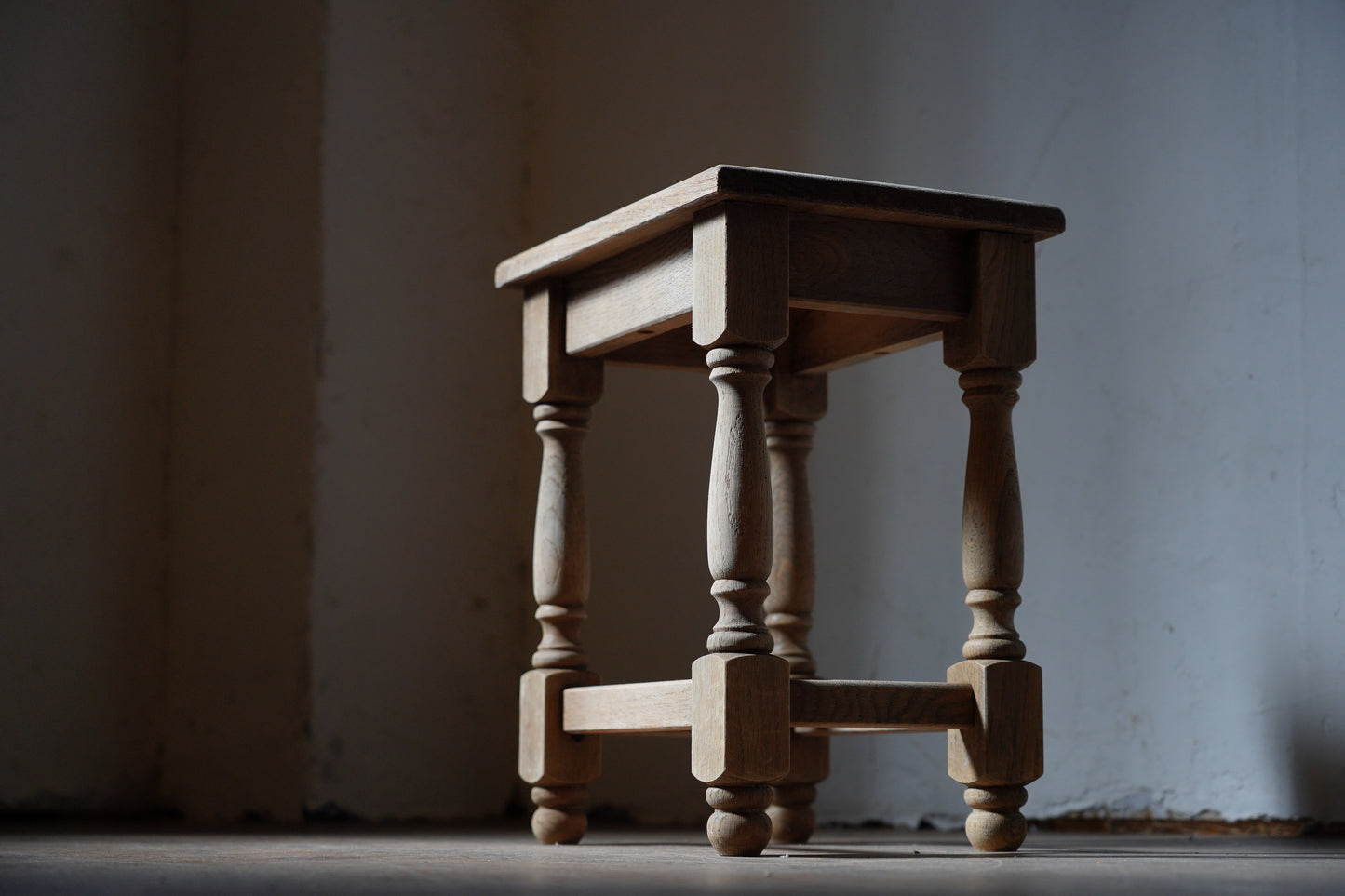 サイドテーブル　F399