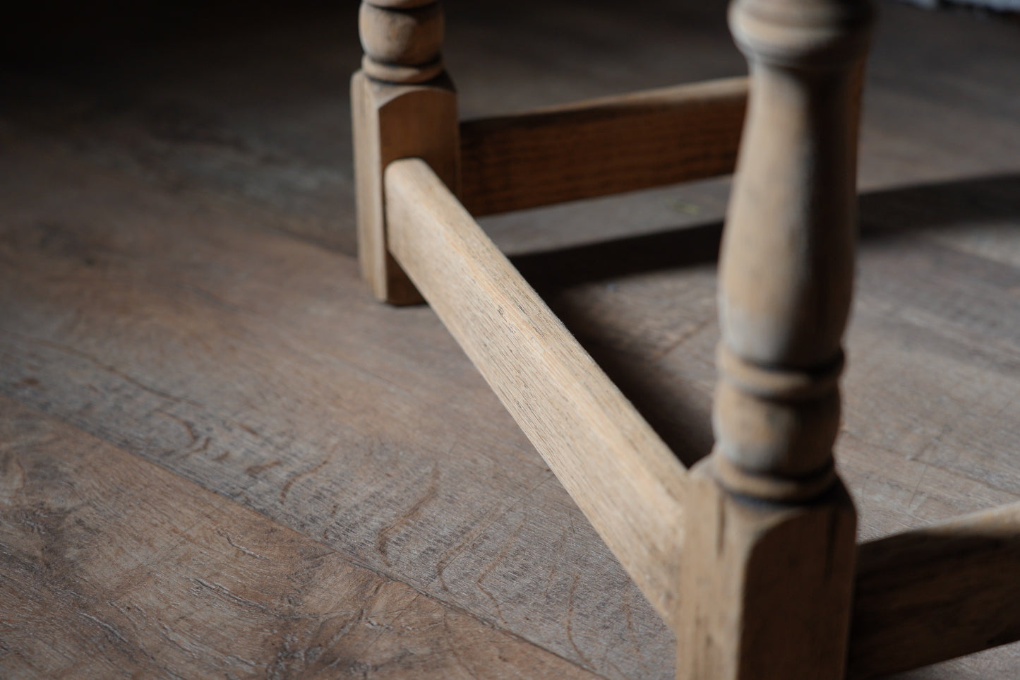 サイドテーブル　F400