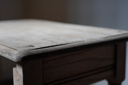 サイドテーブル　F401