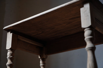 サイドテーブル　F401