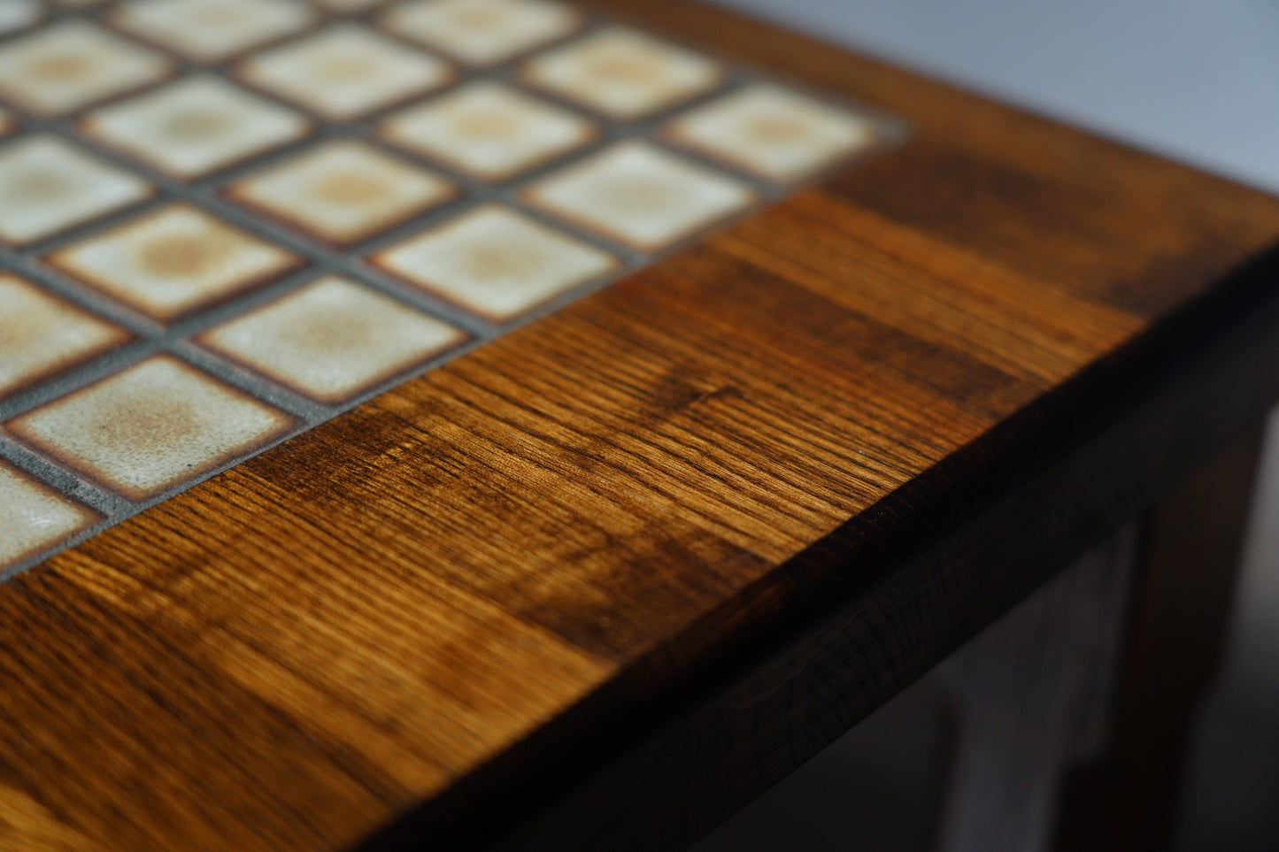 タイルトップサイドテーブル　F403